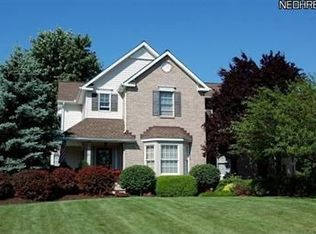 6092 Nicholson Dr, Hudson, OH 44236