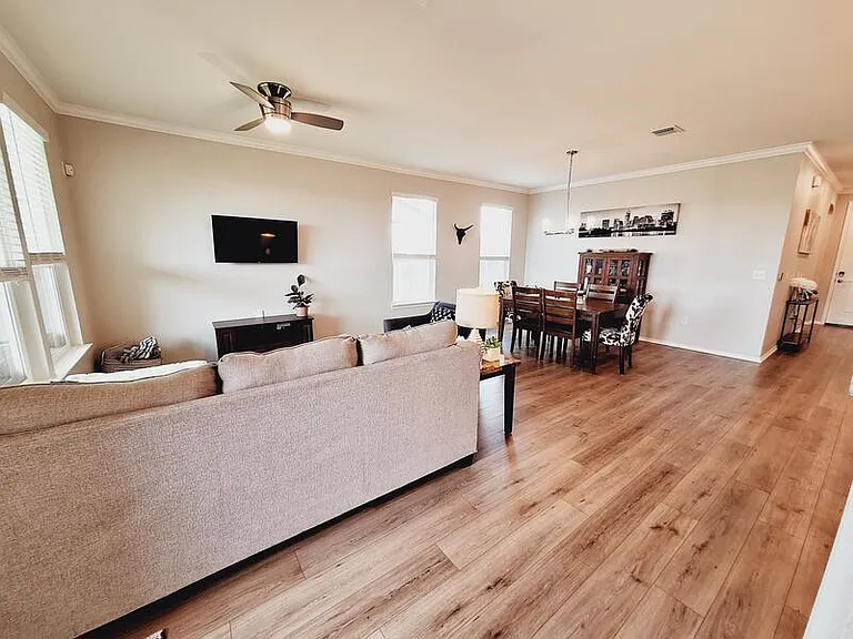 7911 Libretto Ln — Photo 10
