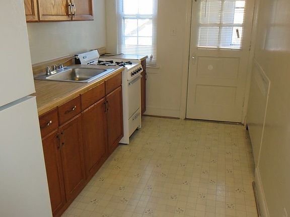 5th image of 410 E Glendale Ave #21