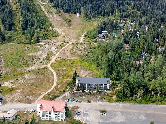 3rd image of 221 E Hyak Drive #404