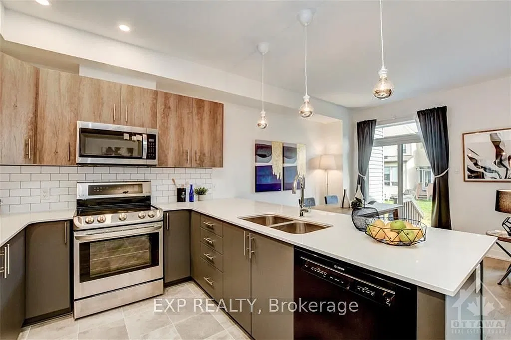 3 bed, $2,750 — Photo 4