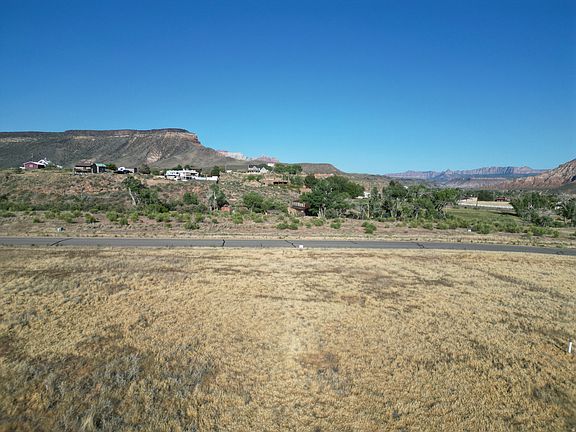 3rd image of 6 Sierra Bella Pkwy