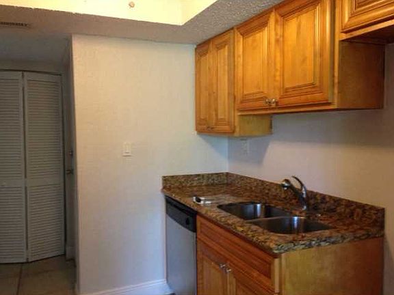 4th image of 4759 S Texas Ave APT B