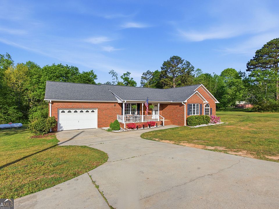 1st image of 260 Brookhaven Cir