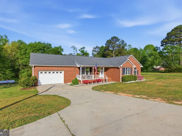 260 Brookhaven Cir, Toccoa, GA 30577