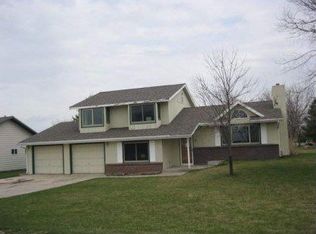 4601 Valley Dr, North Platte, NE 69101