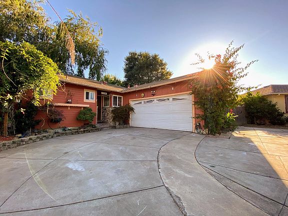 4th image of 10826 Brookwell Dr