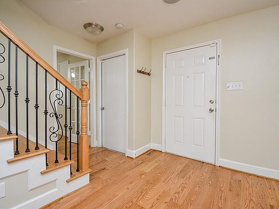3rd image of 8527 Black Tern Ln