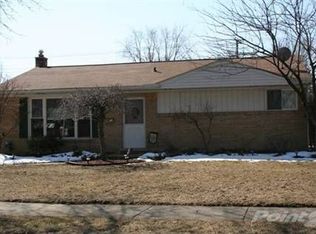 11460 Farthing Dr, Sterling Heights, MI