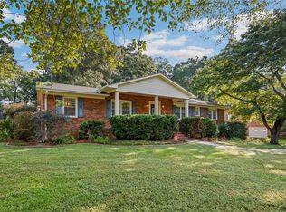 1051 Pine Knolls Rd, Kernersville, NC 27284