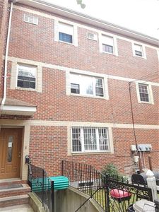 1153 Commonwealth Ave, Bronx, NY, 10472