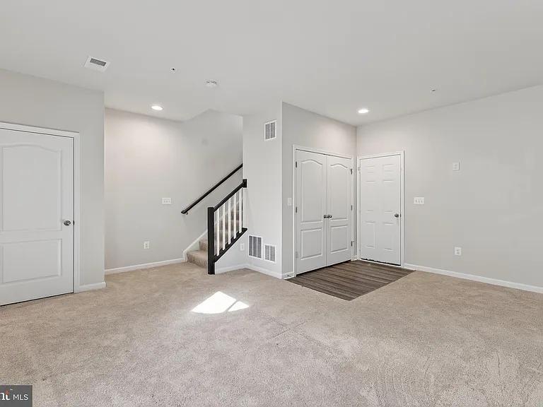 1023 Flester Ln — Photo 33