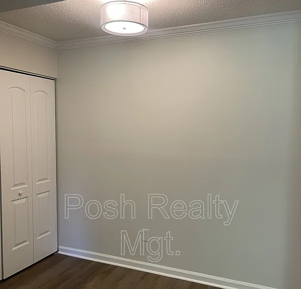502 Mystic Dr #B — Photo 5