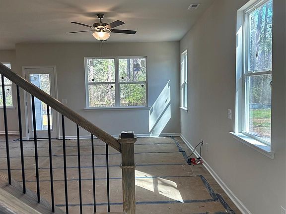 5th image of 3958 Harrisburg Rd #63