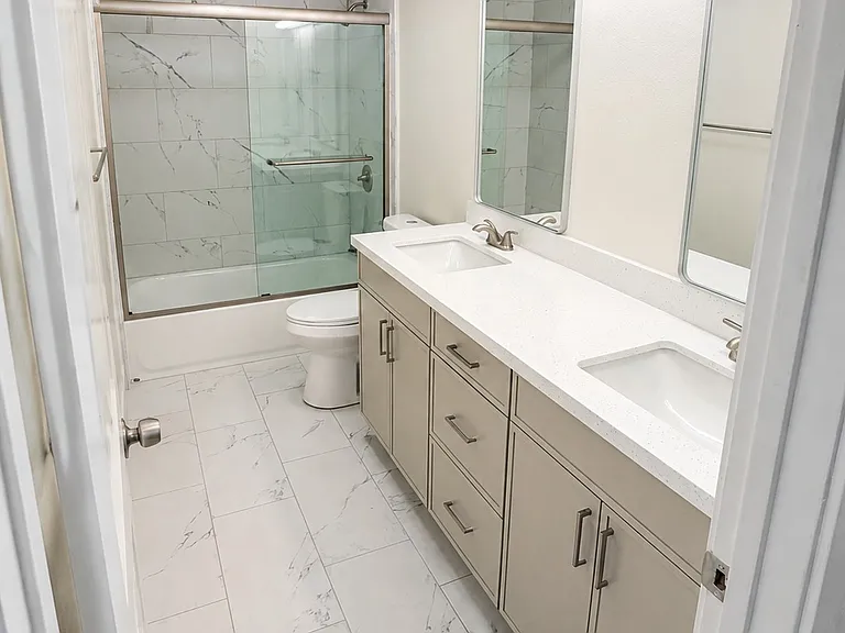 Blossom Hill Garden Apartments — Photo 28