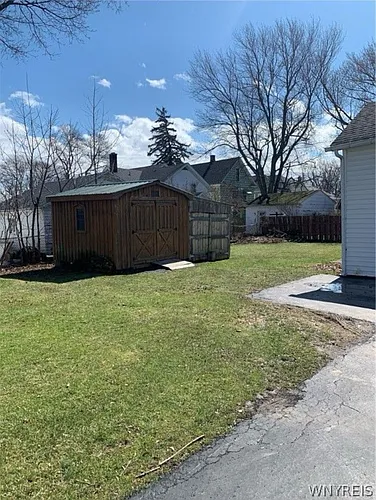 146 Allen St Photo 1