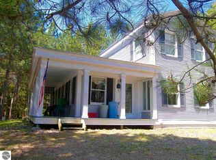 4698 S Wheeler Rd, Maple City, MI 49664