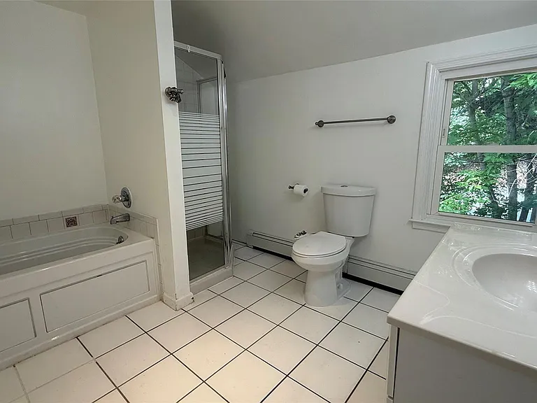 26 Lattintown Rd — Photo 16