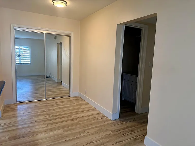 2230 NE 56th Pl #209 — Photo 5