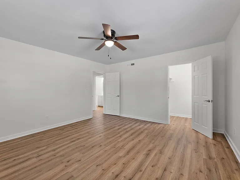 1828 Liberty St #2 — Photo 5