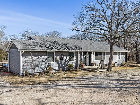 3rd image of 161 Chadwick Ln
