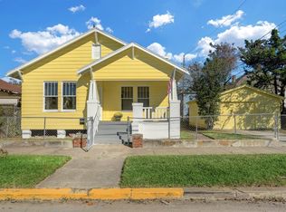 2412 39th St, Galveston, TX 77550