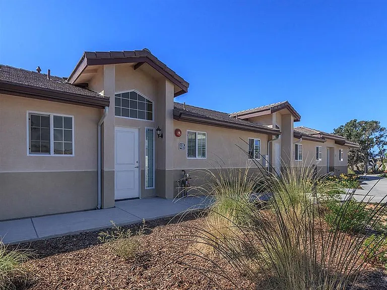 Heritage II Luxury Senior Apts — Photo 5