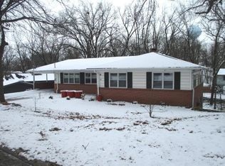 10 Morningside Dr, Boonville, MO 65233