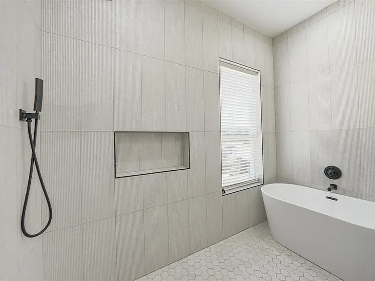 428 N Patton St — Photo 11