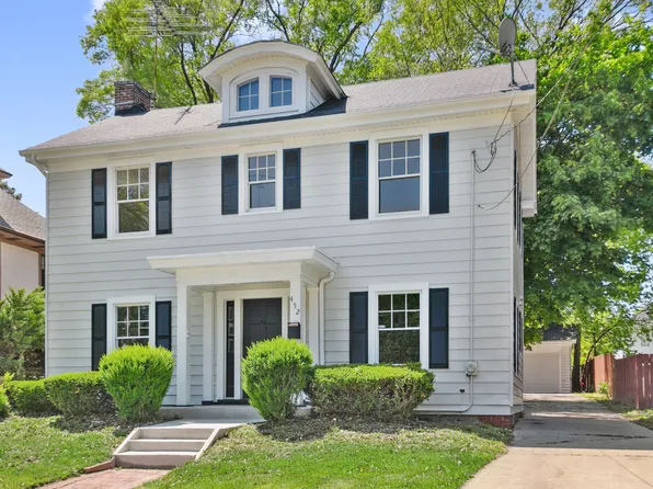 452 Wilder St, Aurora, IL 60506