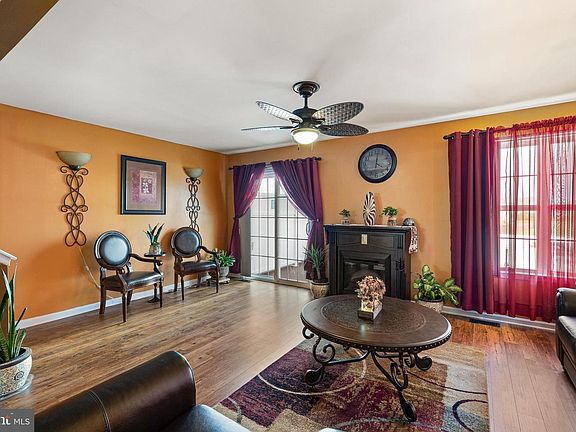 5th image of 286 Liborio Dr