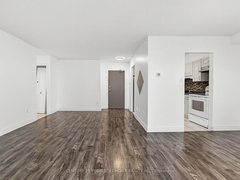 3390 Weston Rd #902 — Photo 11