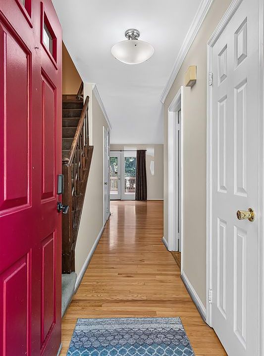 2nd image of 5719 Oakshore Ct