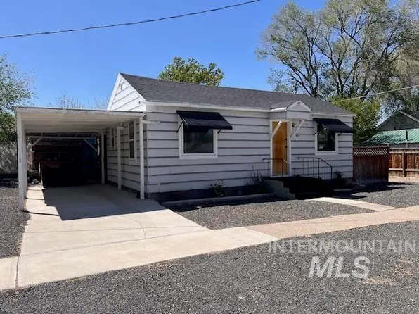 410 Park Ave, Filer, ID 83328