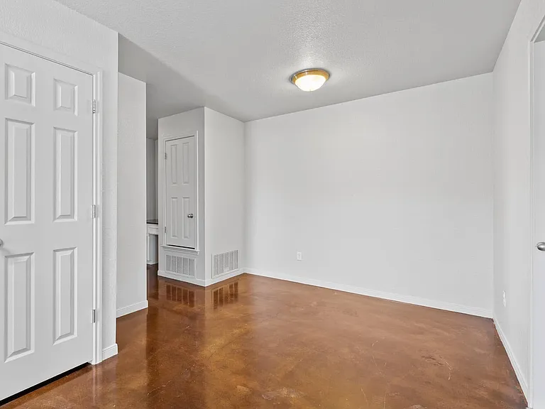 3749 W Amity Rd #A — Photo 9