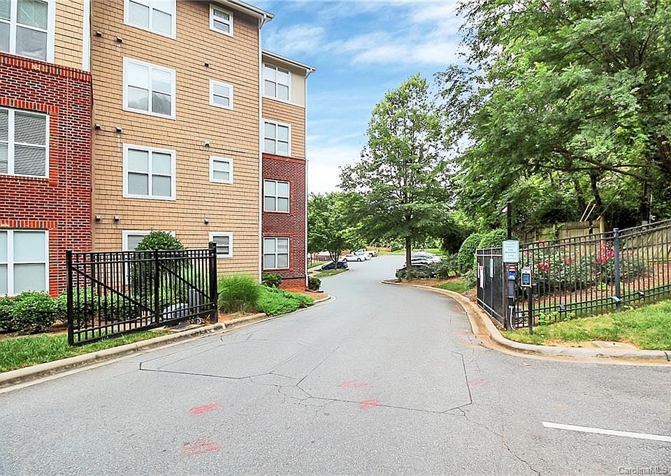 1000 E Woodlawn Rd, Charlotte, NC 28209 Zillow