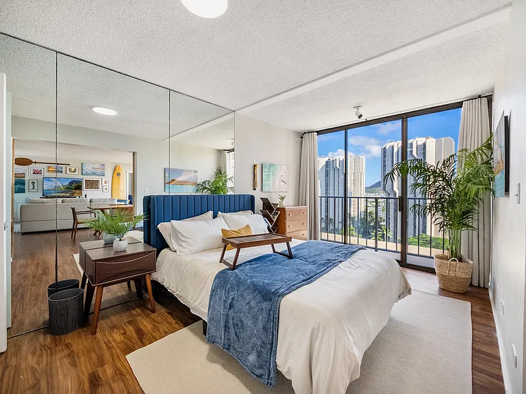 250 Ohua Ave #Penthouse I — Photo 7