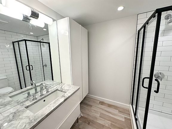 5th image of 115 Coles St #B