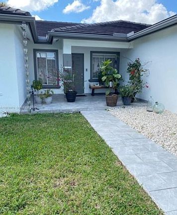 2nd image of 12792 SW 209th St