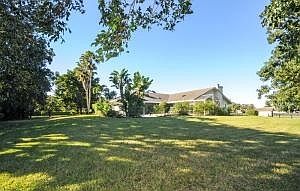 5th image of 5320 S Shore Blvd