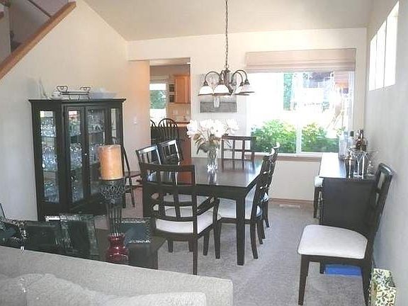 3rd image of 614 122nd Avenue Ct E