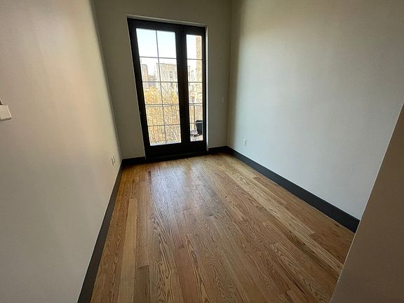 4th image of 85 Humboldt St #3BB