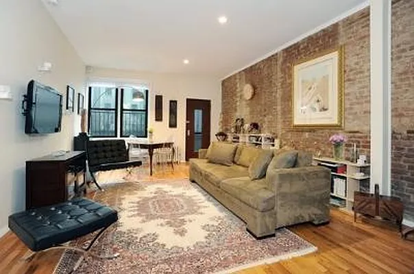 Sold by Corcoran | media 14