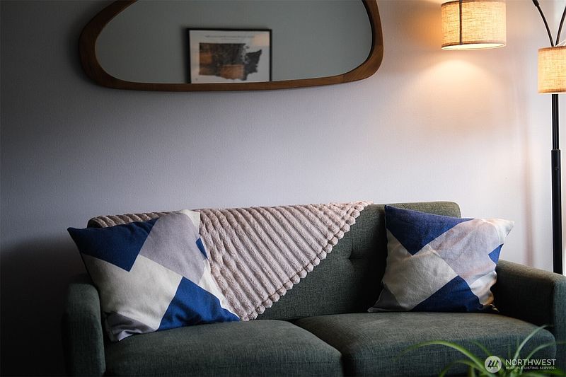 5th image of 1707 Boylston Avenue #206