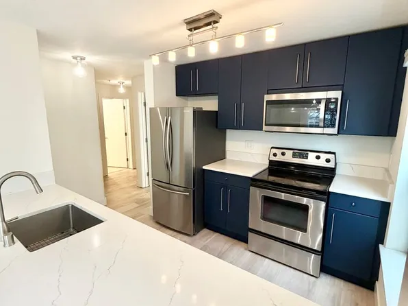 1550 Eastlake Ave E, Seattle, WA 98102