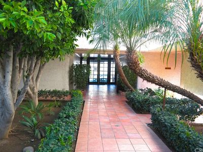 18530 Hatteras St Unit 214, Tarzana, CA, 91356