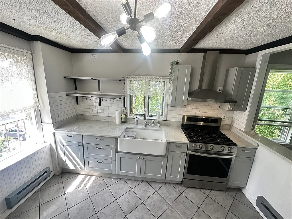2 bed, 900 sqft, $3,500 — Photo 3