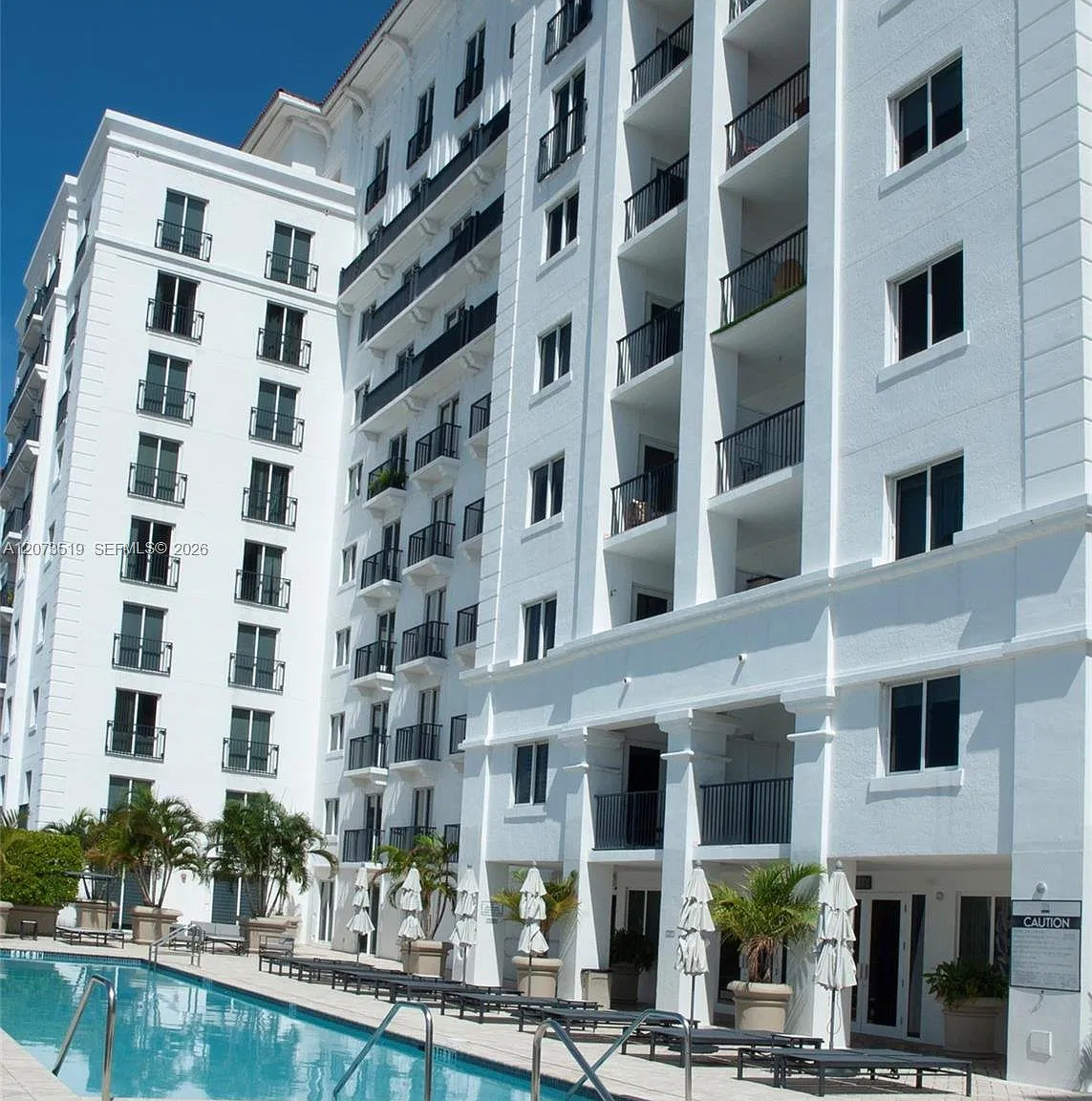 1 Bed / 1 Bath Home for Rent - Ten Aragon, Coral Gables — Photo 1