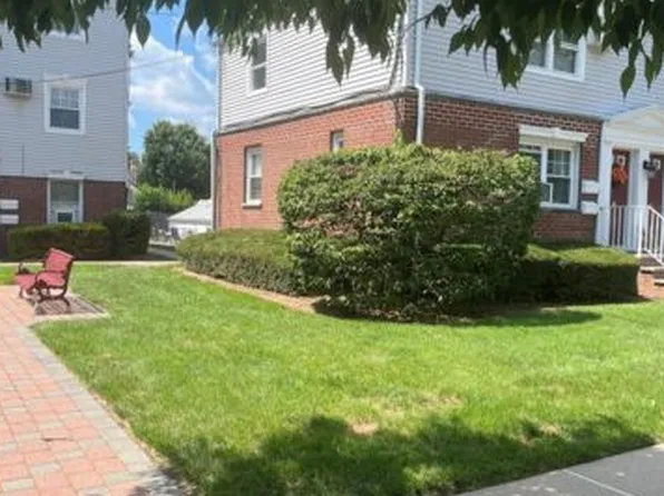 99 Hastings Ave, Rutherford, NJ 07070