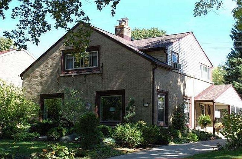 1st image of 2464 N 81st St
